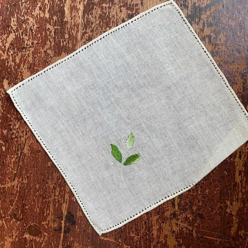 vintage linen napkins - Picture 5 of 12